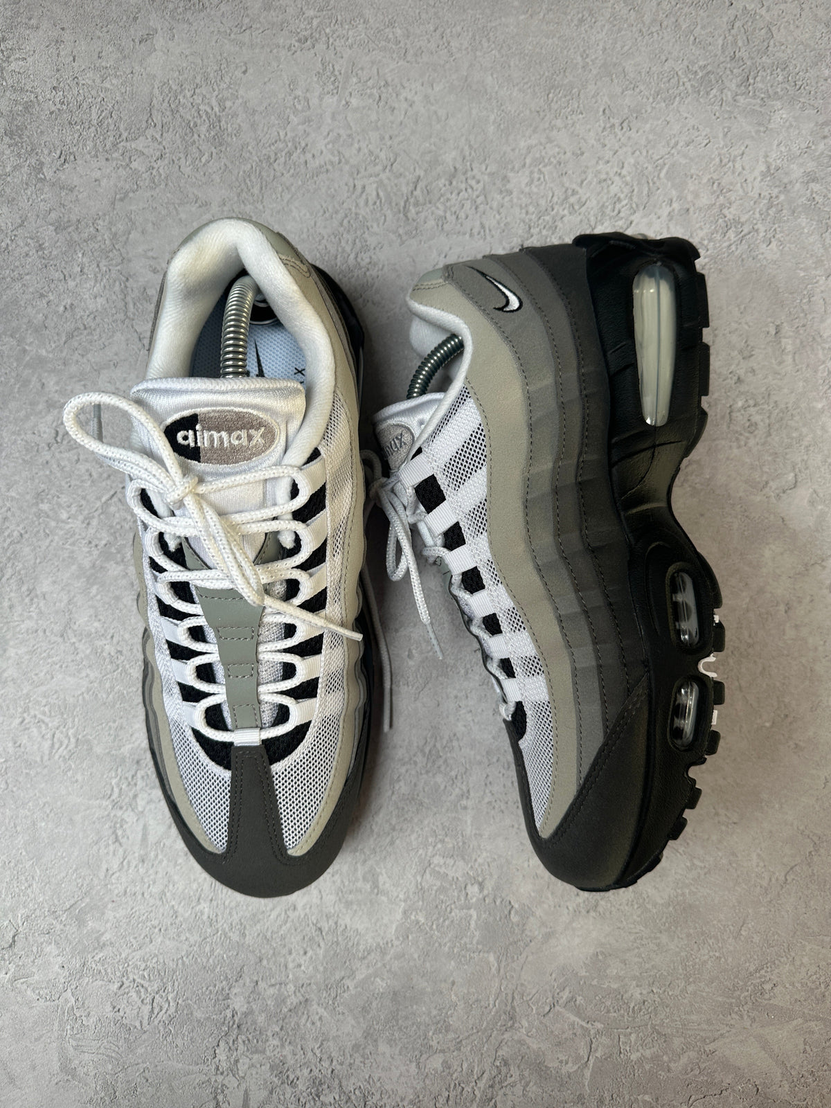 Nike Air Max 95 | Granite 2026 | UK 8