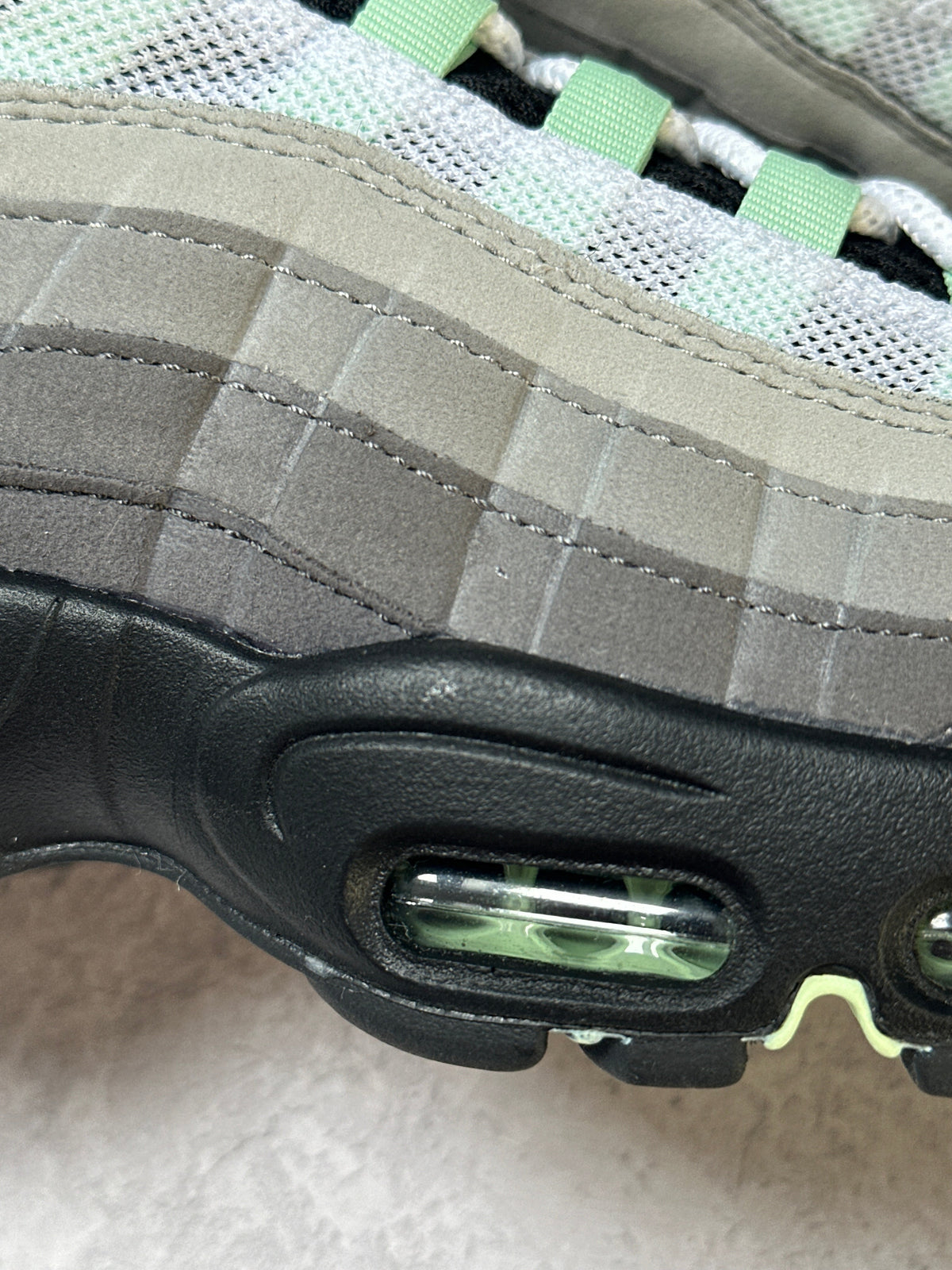 Nike Air Max 95 | Fresh Mint | UK 9.5