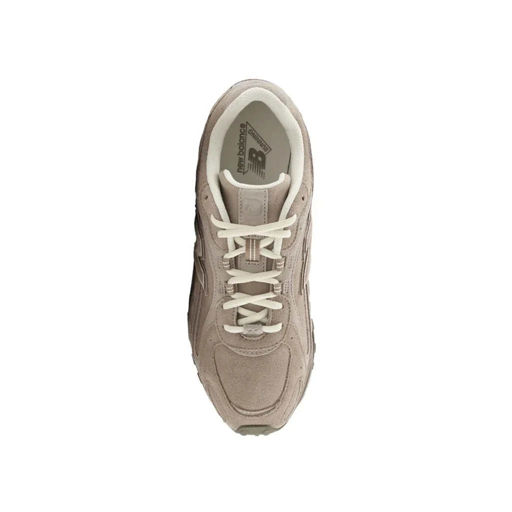 New Balance 204L Mushroom Arid Stone Trainers