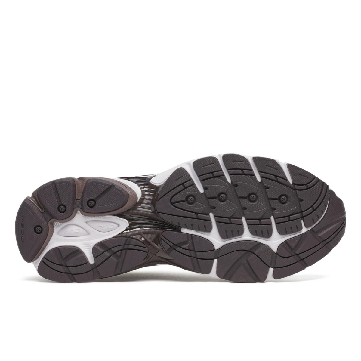 Saucony ProGrid Omni 9 White Brown Sneakers