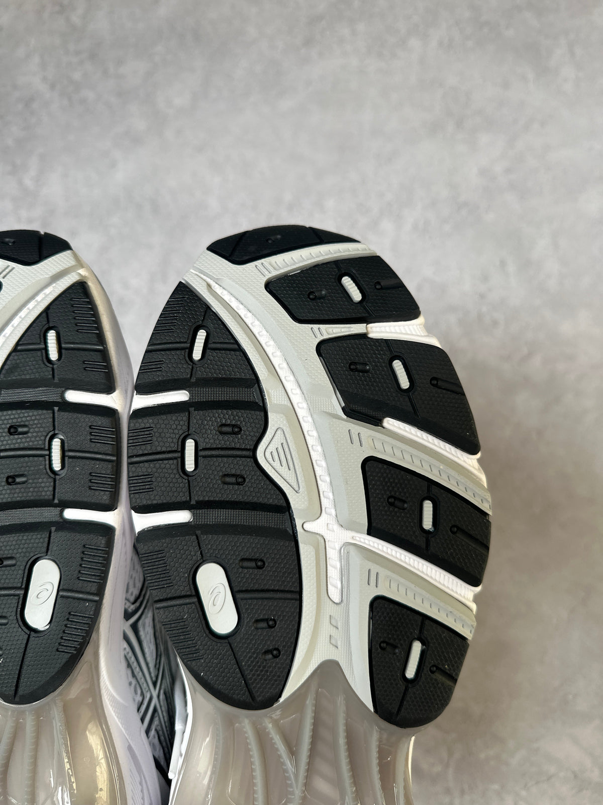 ASICS | JJJJound x GT2160 | UK 9
