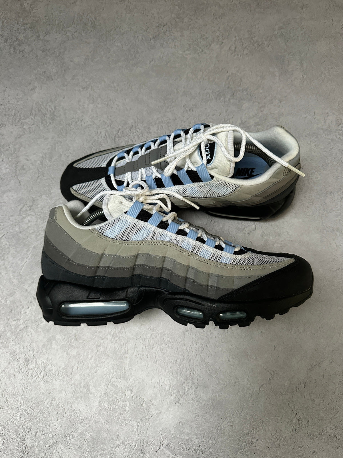 Nike Air Max 95 | Aluminum | UK 9.5