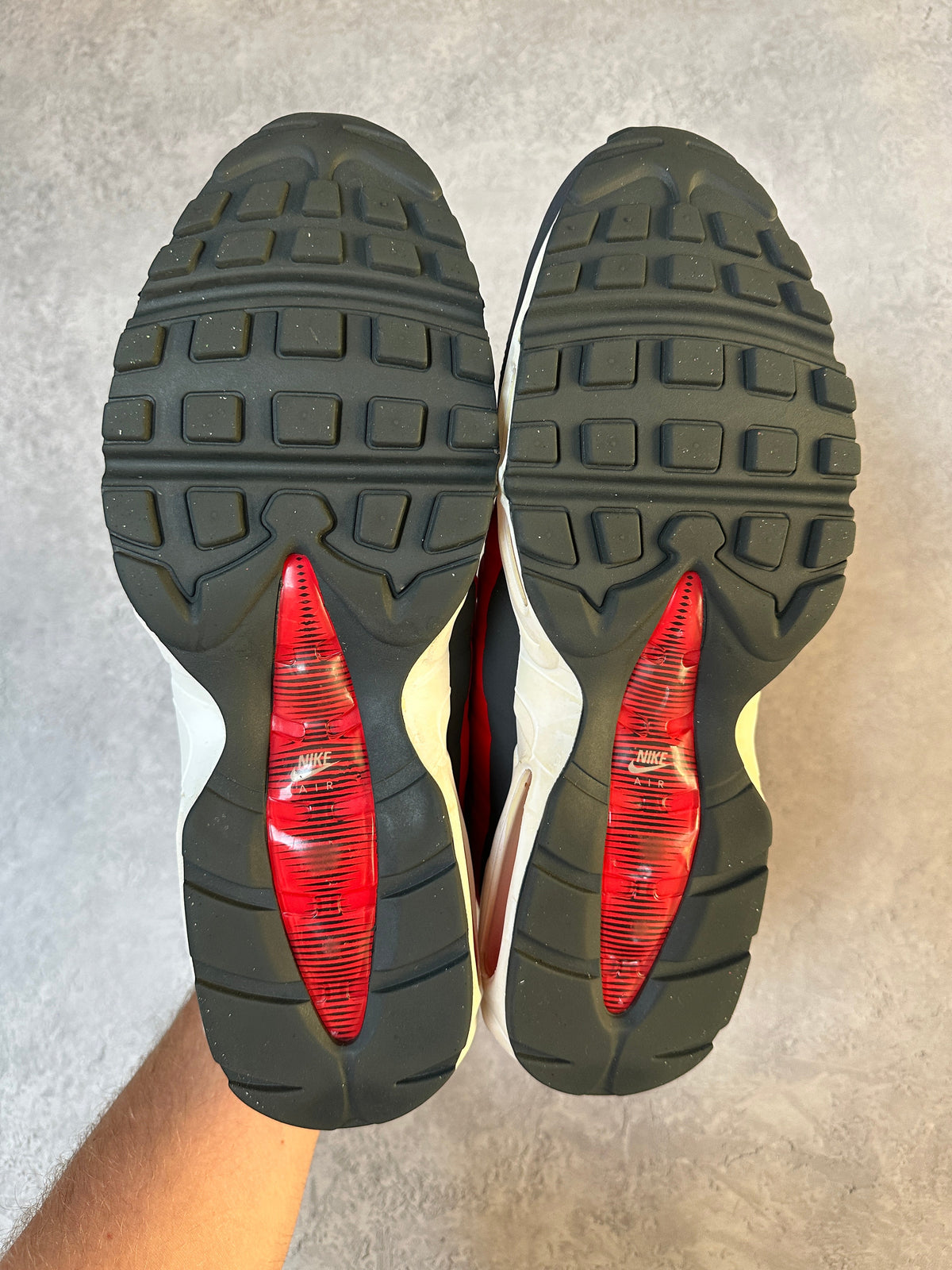 Nike Air Max 95 | Anthracite Red No Sew | UK 11