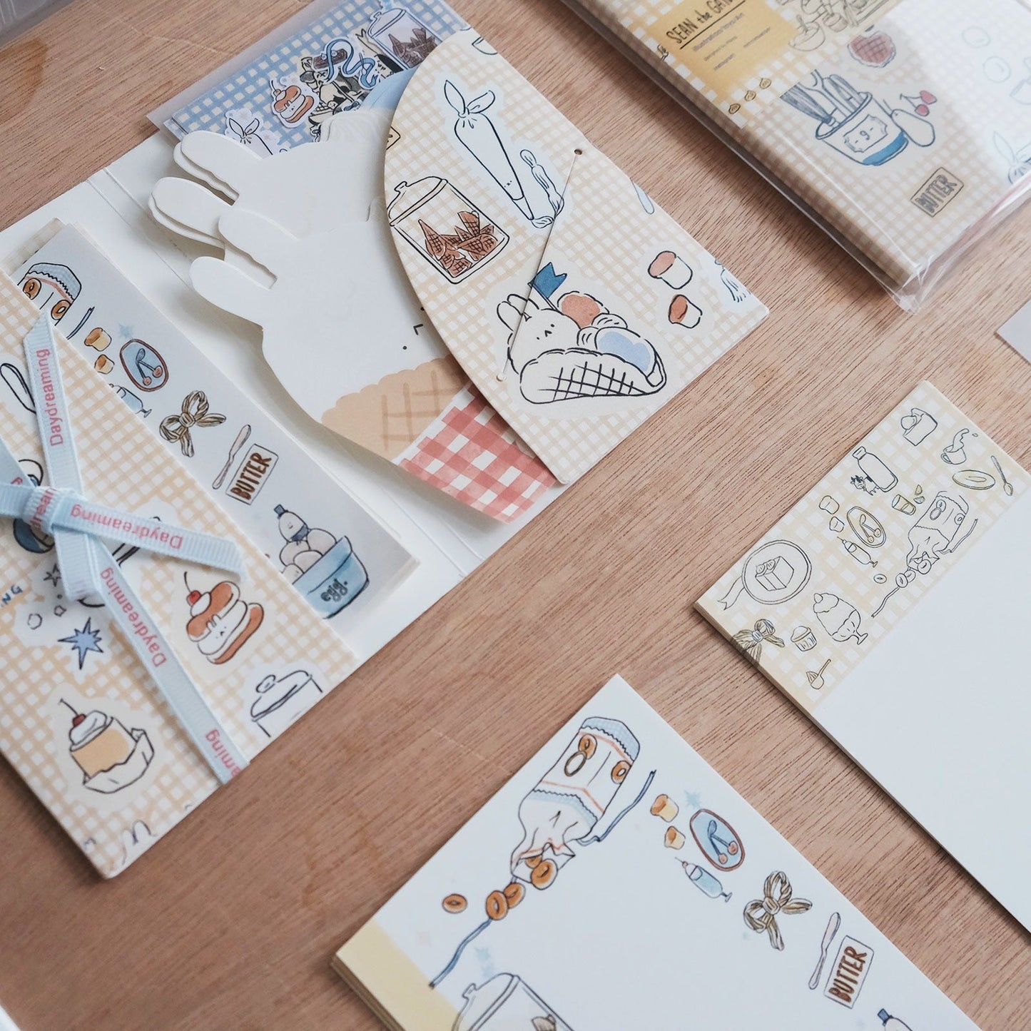 A Gator Life - Cream Bunny Journal Material Pack