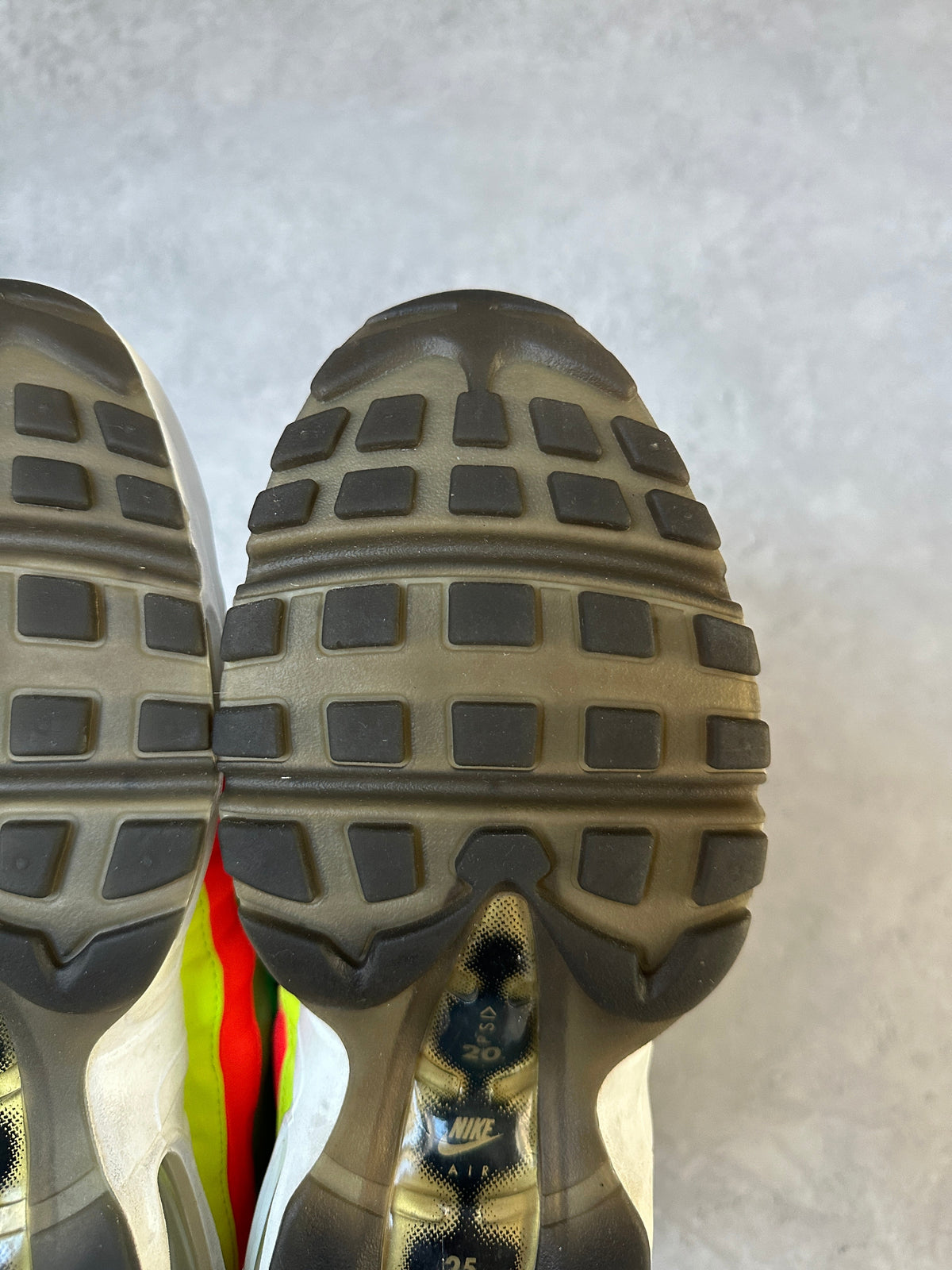 Nike Air Max 95 | Hidden Message | UK 7