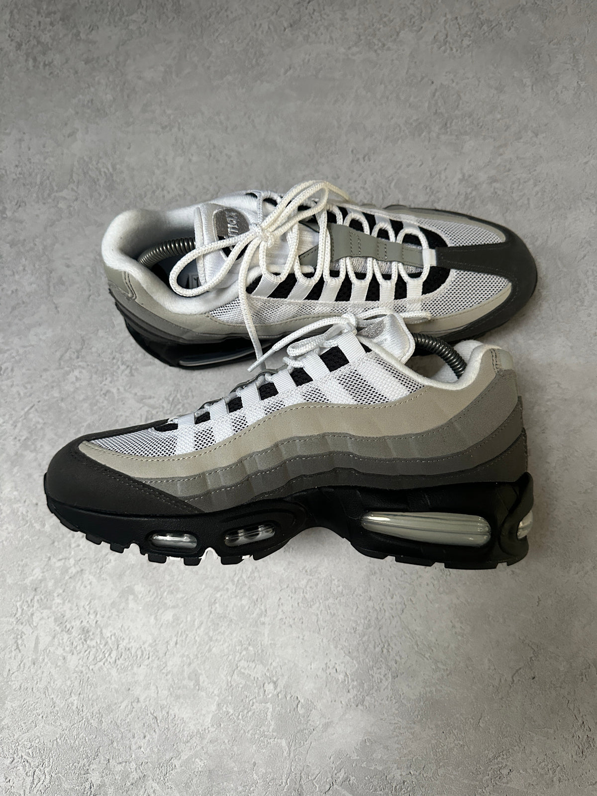 Nike Air Max 95 | Granite 2026 | UK 7.5