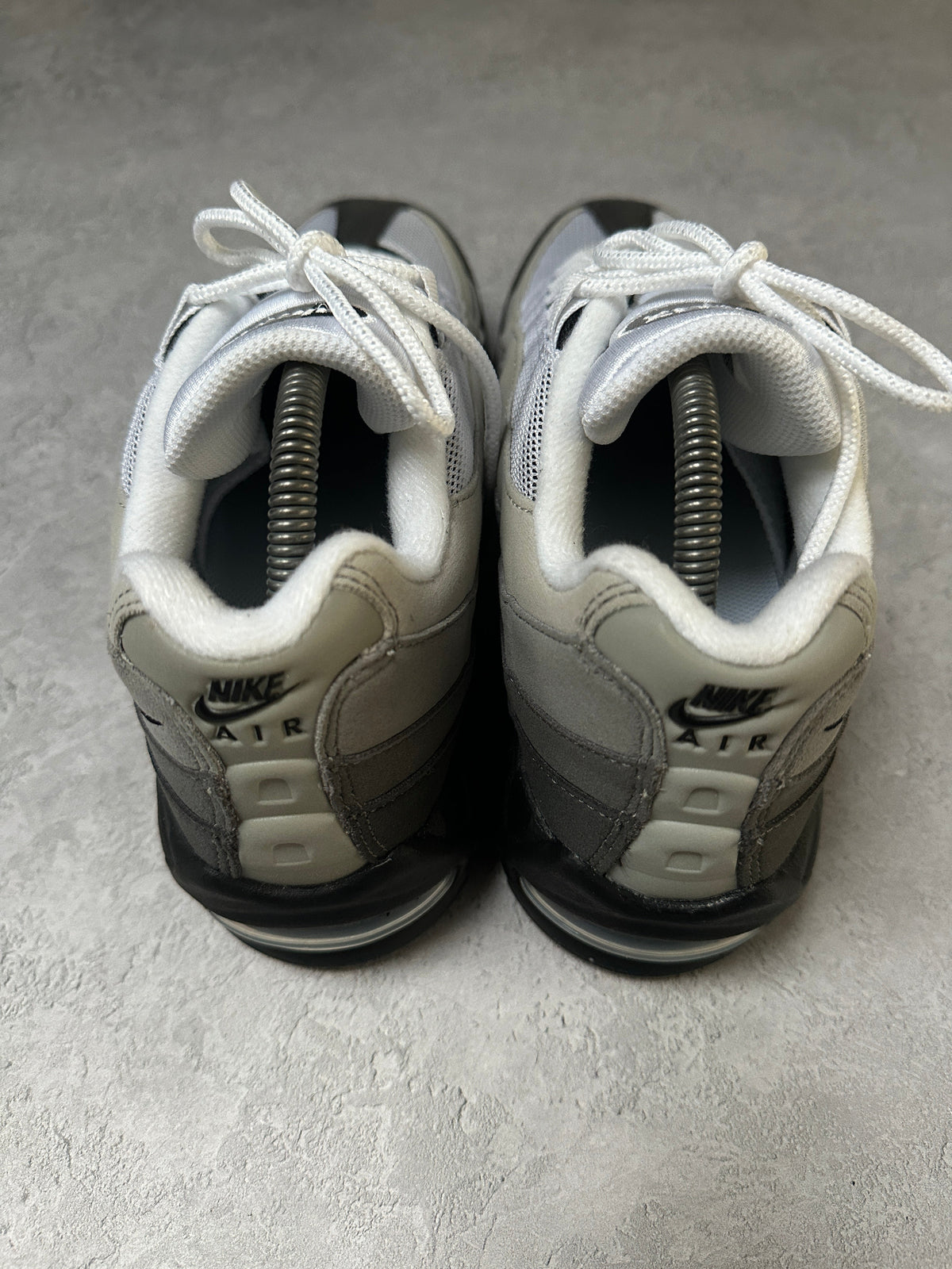 Nike Air Max 95 | Granite 2026 | UK 7.5
