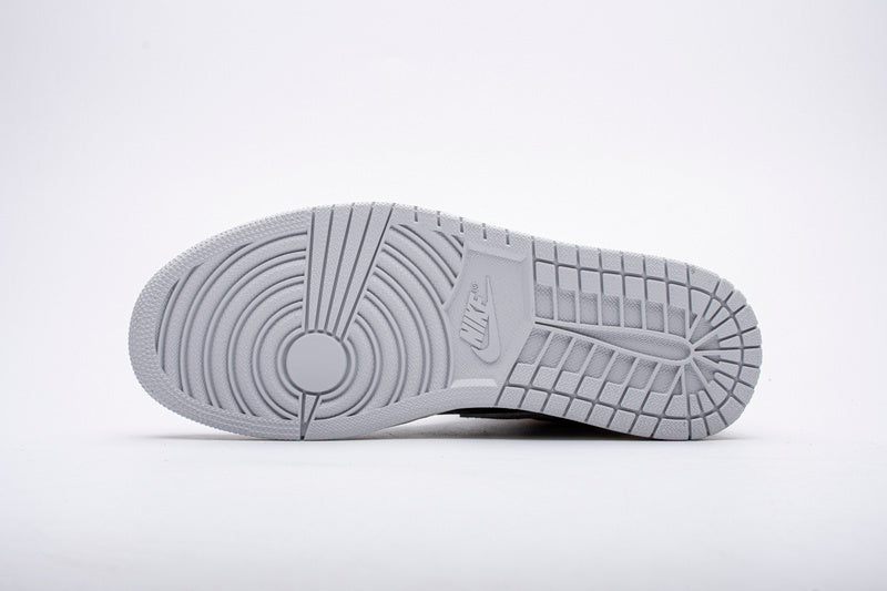 Air Jordan 1 Retro High OG 'Neutral Grey' Sneakers