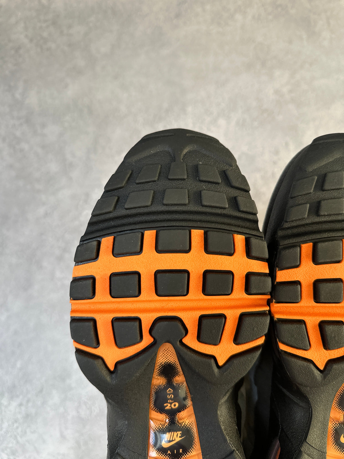 Nike Air Max 95 | Mandarin 2025 | UK 7.5