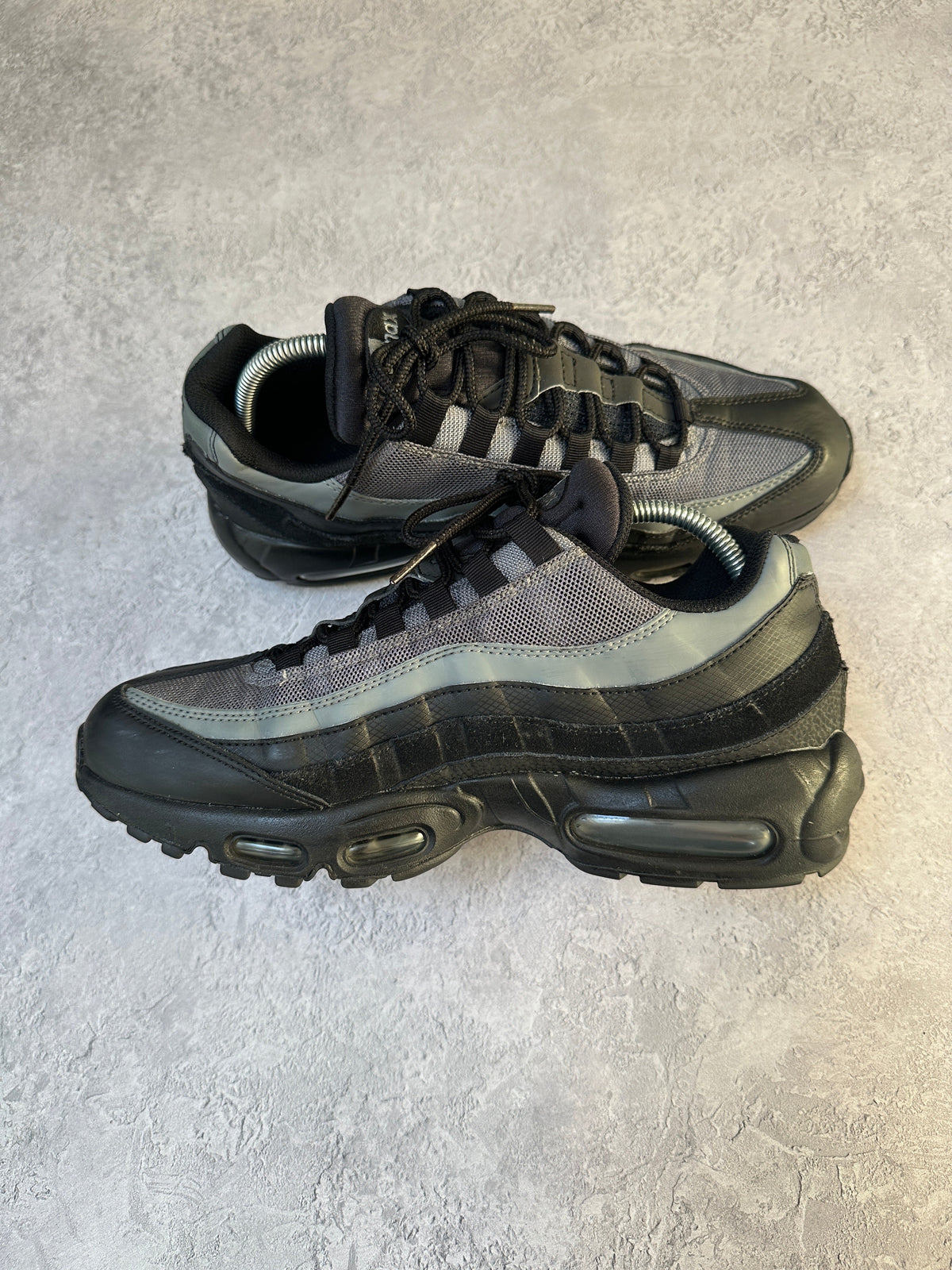 Nike Air Max 95 | Black / Smoke Grey | UK 8