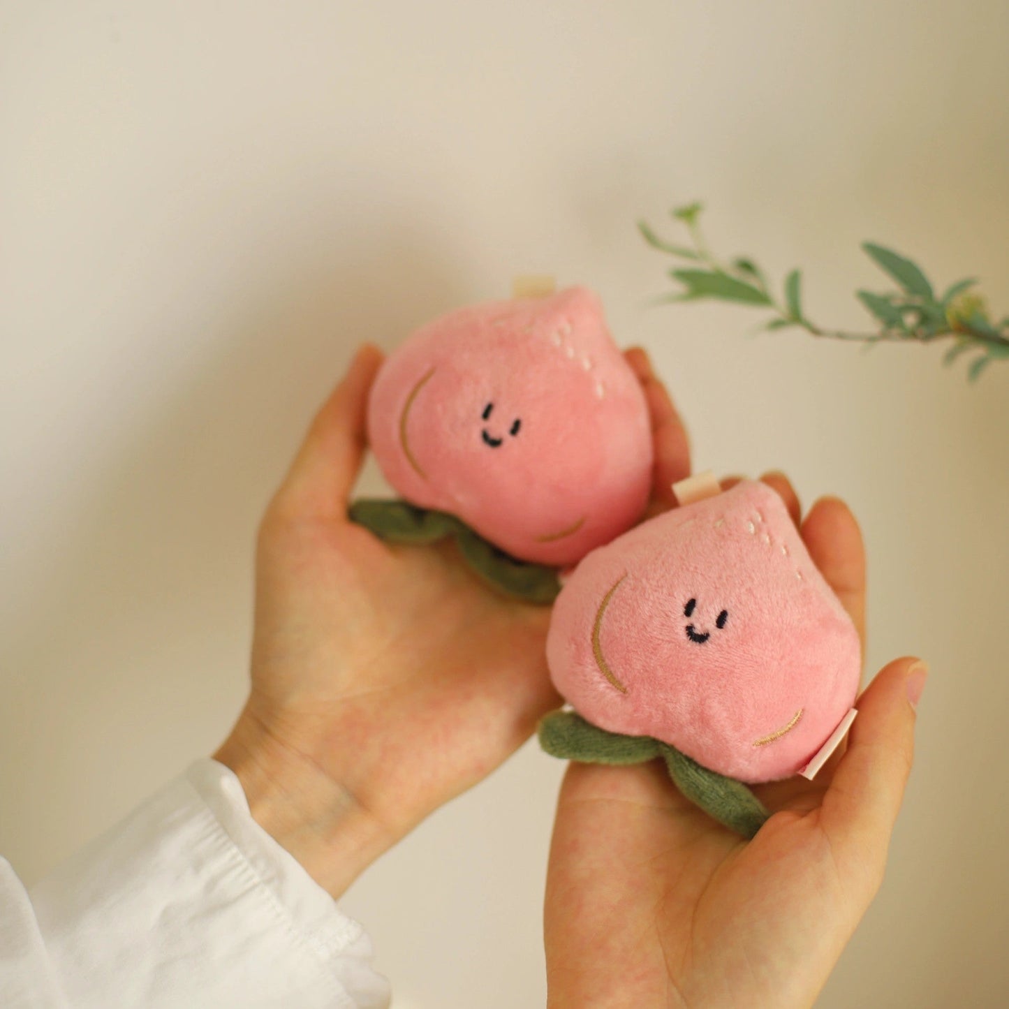 Daily White - Peach Bag Charm