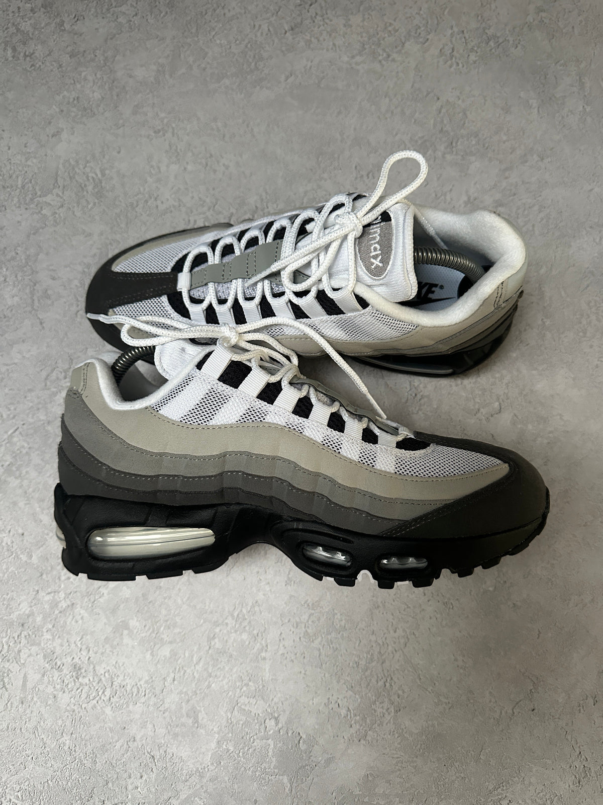 Nike Air Max 95 | Granite 2026 | UK 7.5