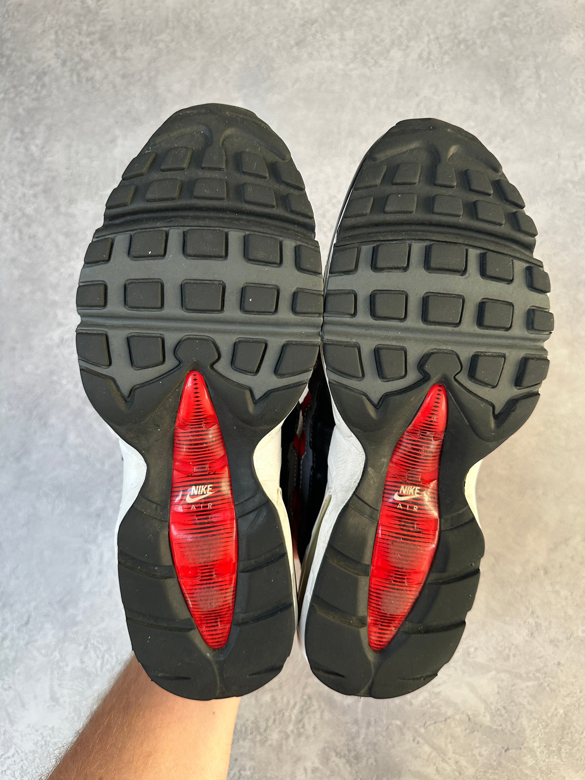 Nike Air Max 95 | Black / Chilling Red / Dark Grey | UK 8