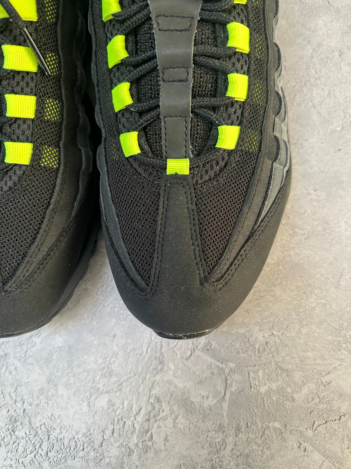 Nike Air Max 95 | Reverse Neon | UK 11