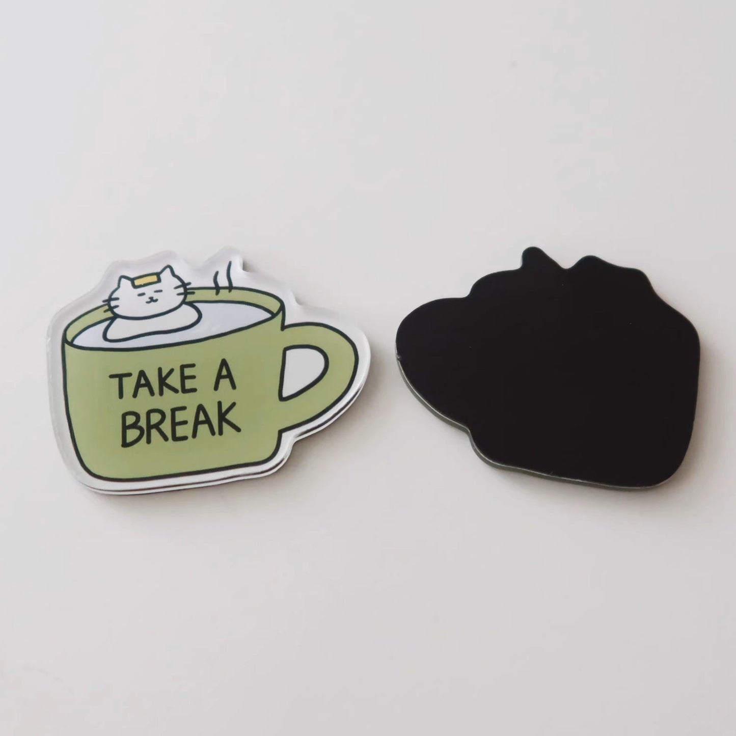 Twenty Two - Kitty Daily Life Magnet