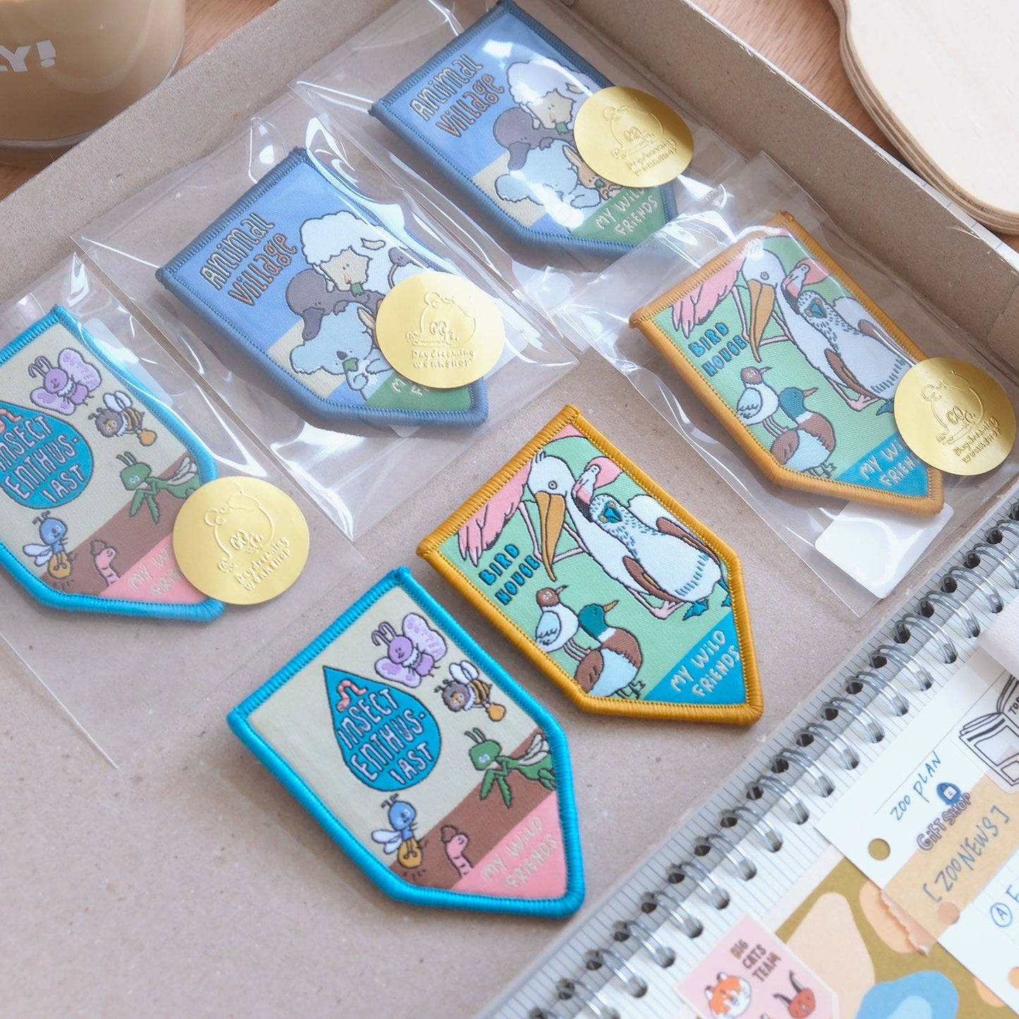 A Gator Life - Bird Insect Embroidery Brooch Badge