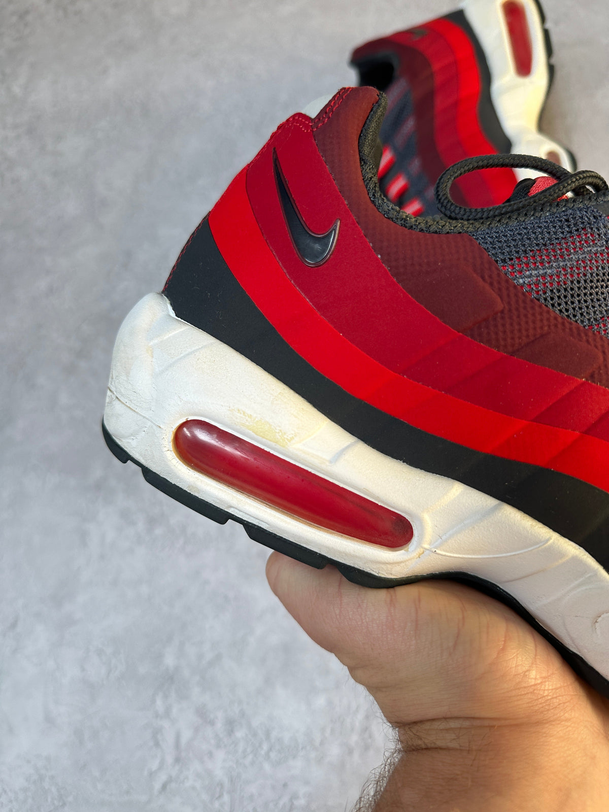 Nike Air Max 95 | Anthracite Red No Sew | UK 11