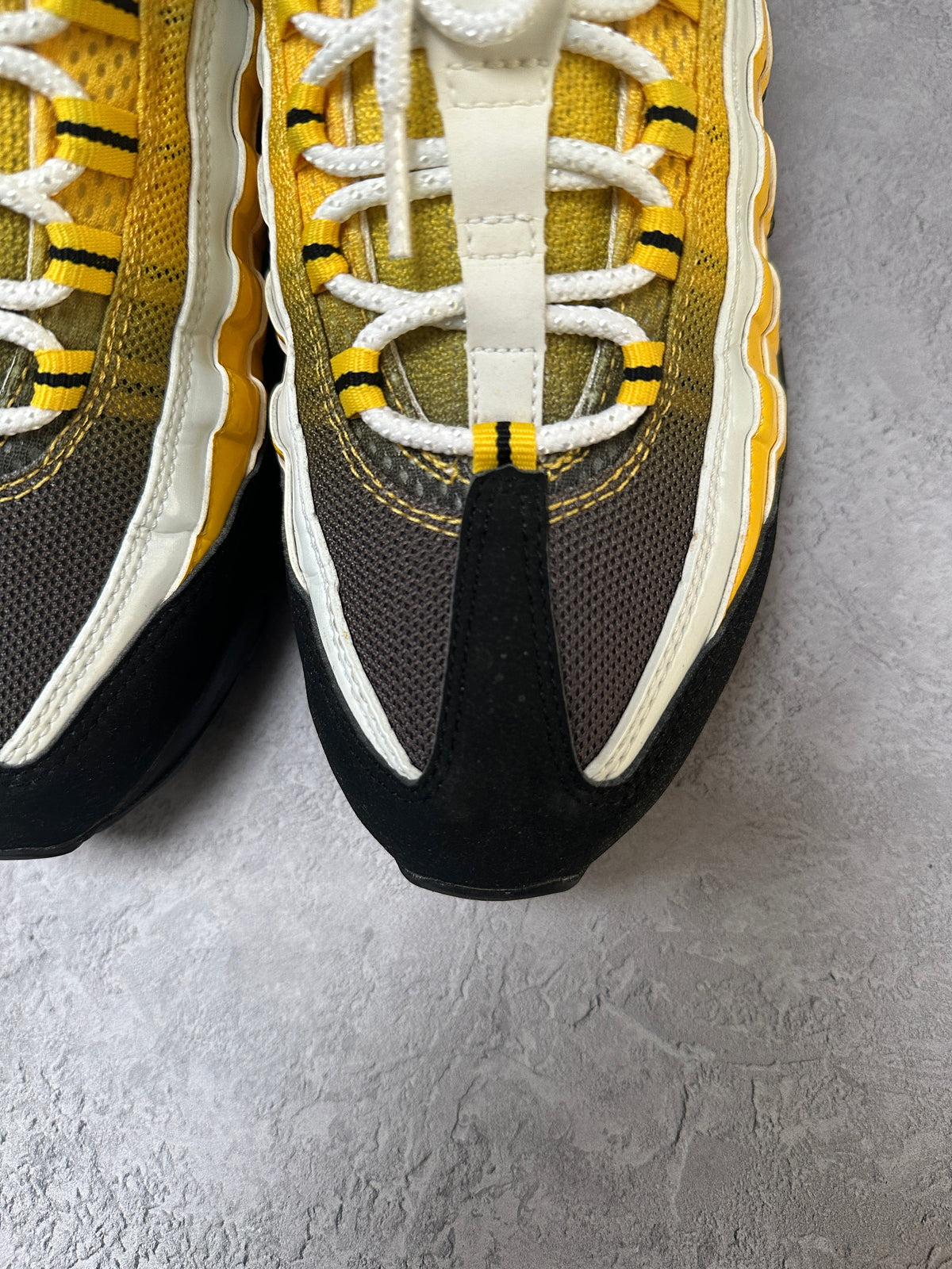Nike Air Max 95 | Varsity Maize | UK 8.5