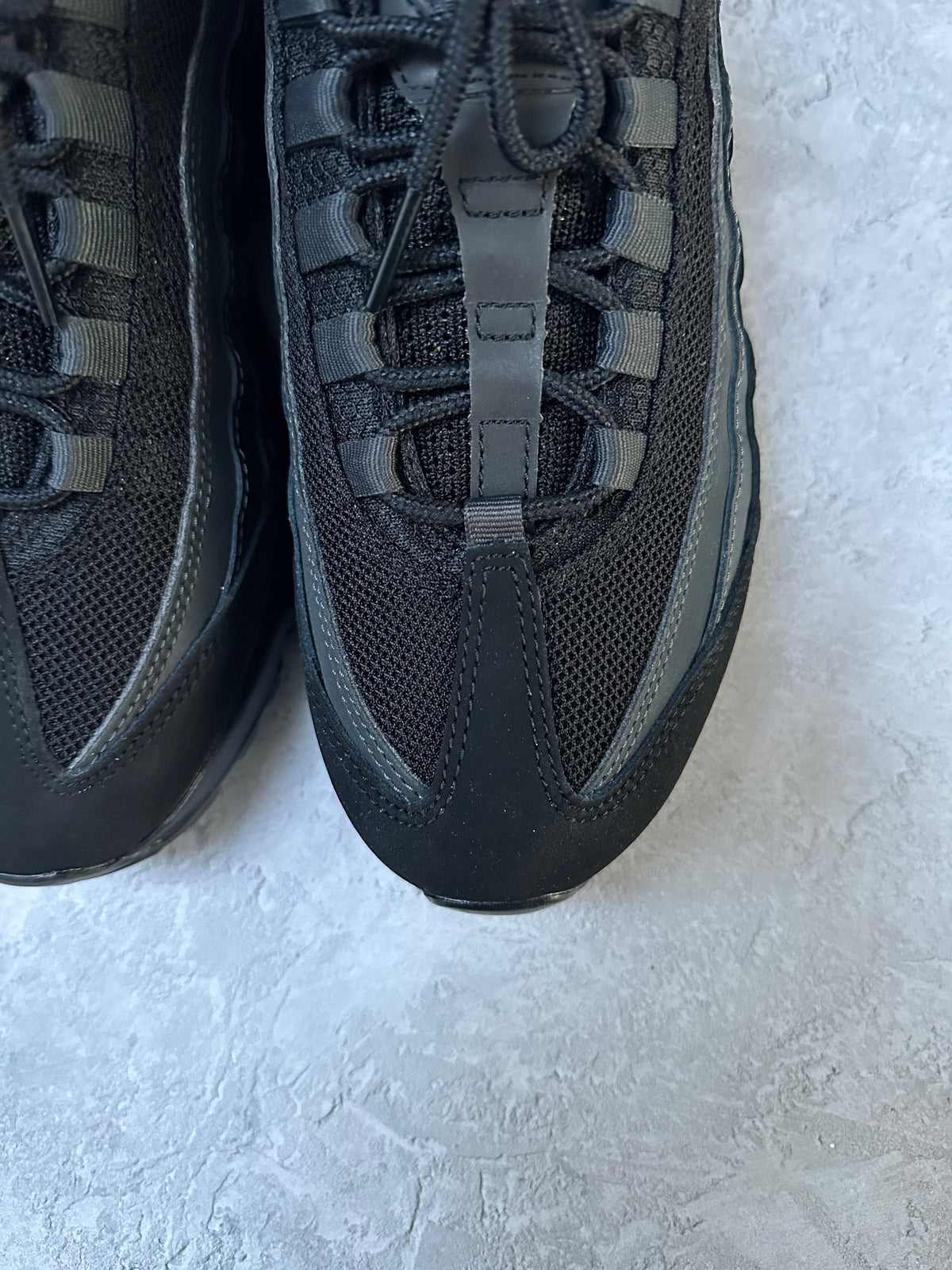 Nike Air Max 95 | Black Anthracite | UK 7