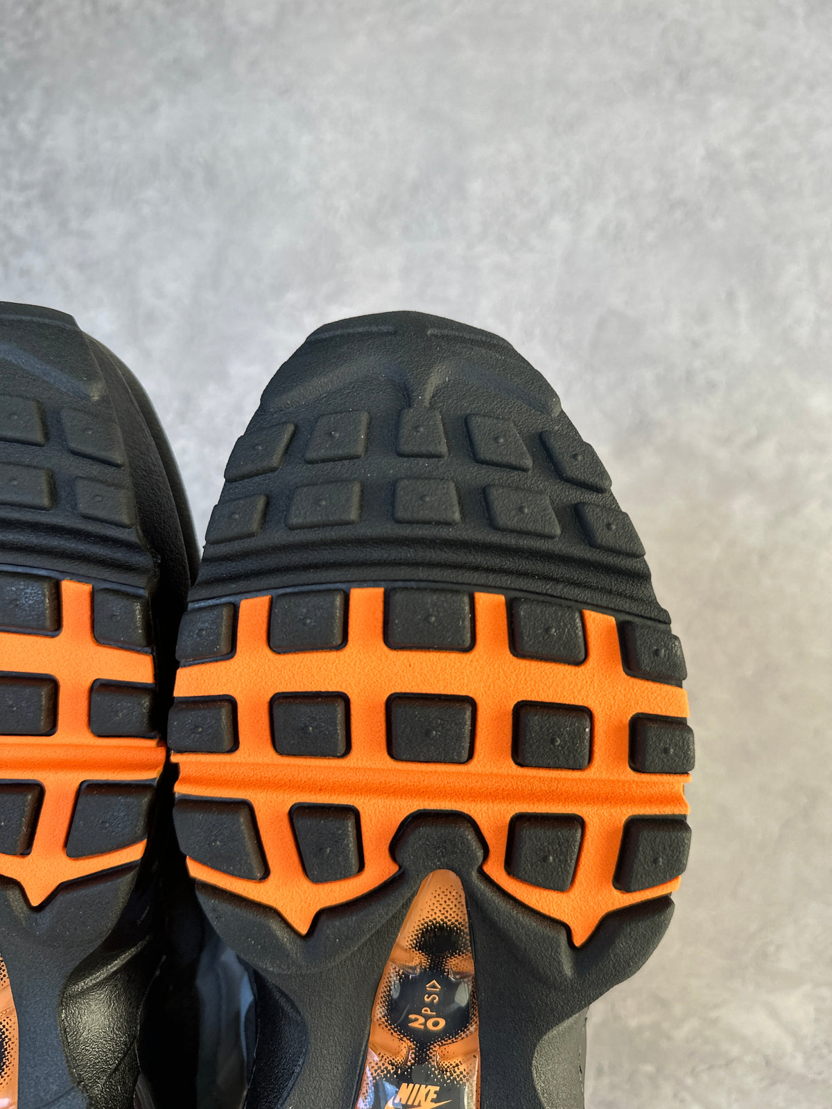 Nike Air Max 95 | Mandarin 2025 | UK 7
