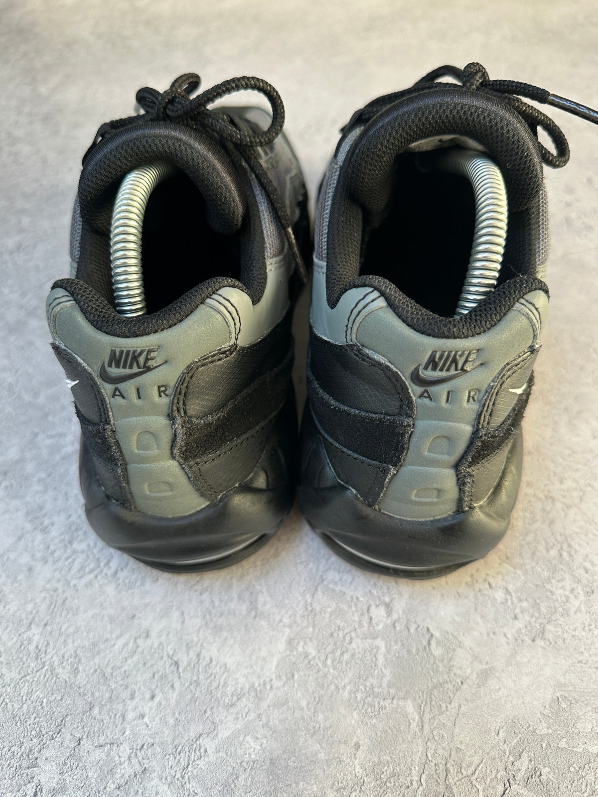 Nike Air Max 95 | Black / Smoke Grey | UK 8