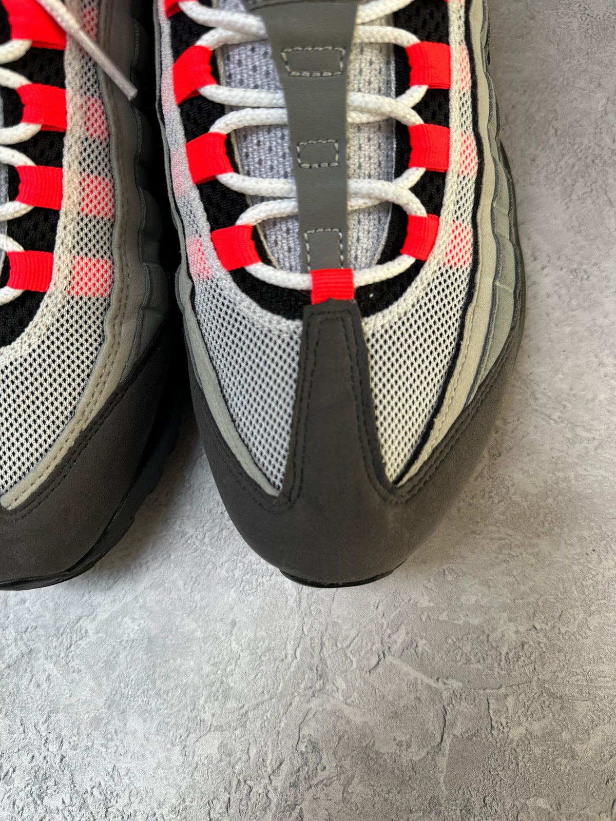 Nike Air Max 95 | Solar Red 2018 | UK 9.5