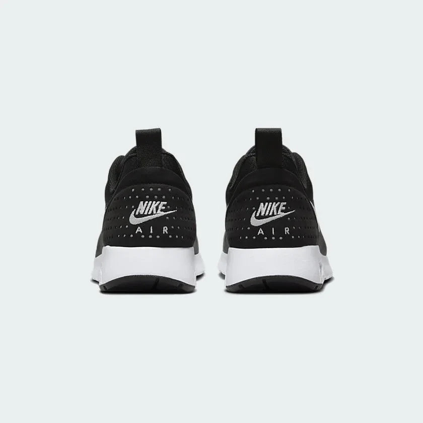 Nike Air Max Tavas Men's Fitness Shoes Black 705149 009