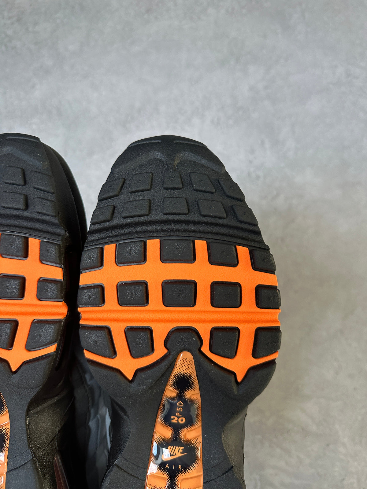 Nike Air Max 95 | Mandarin 2025 | UK 9.5