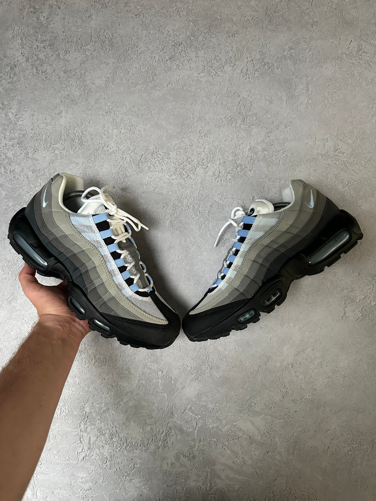 Nike Air Max 95 | Aluminum | UK 9.5