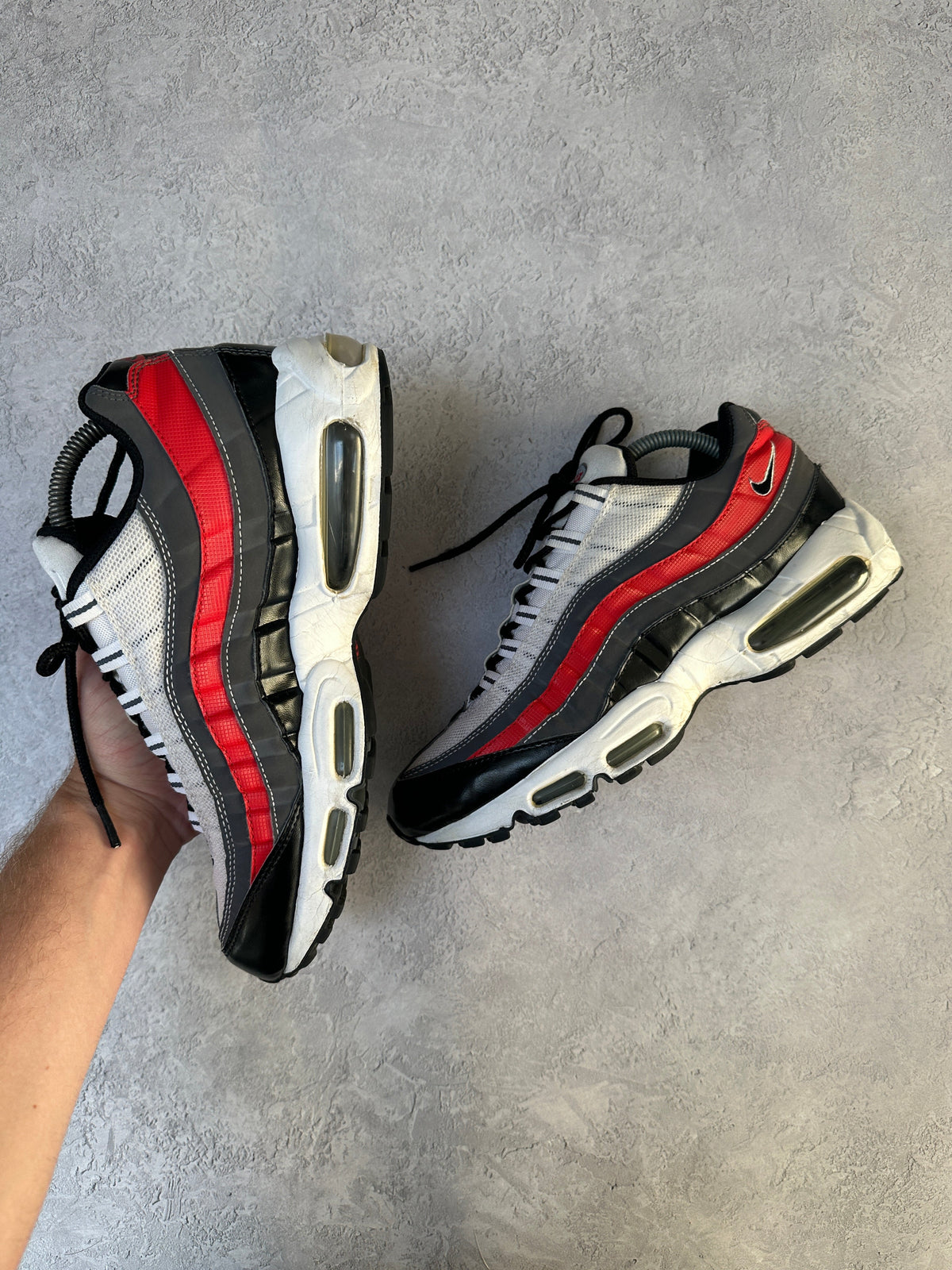 Nike Air Max 95 | Black / Chilling Red / Dark Grey | UK 8