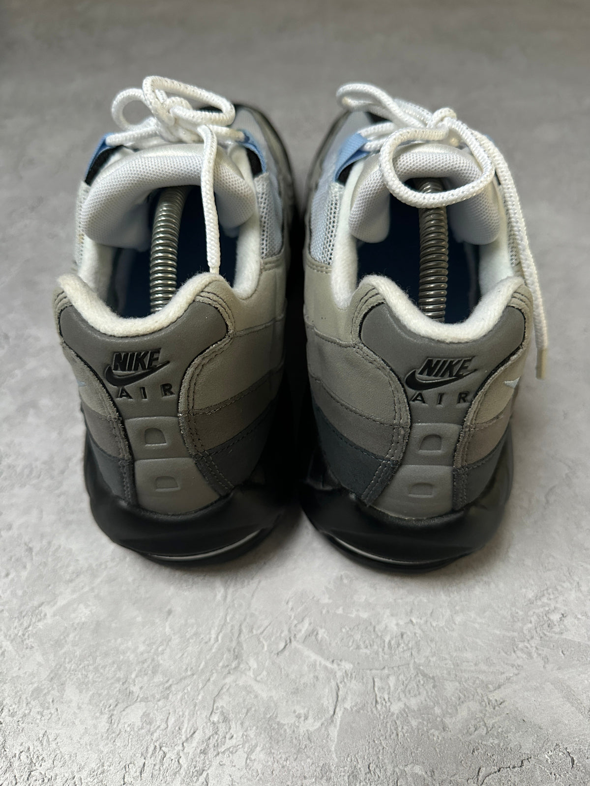 Nike Air Max 95 | Aluminum | UK 9.5