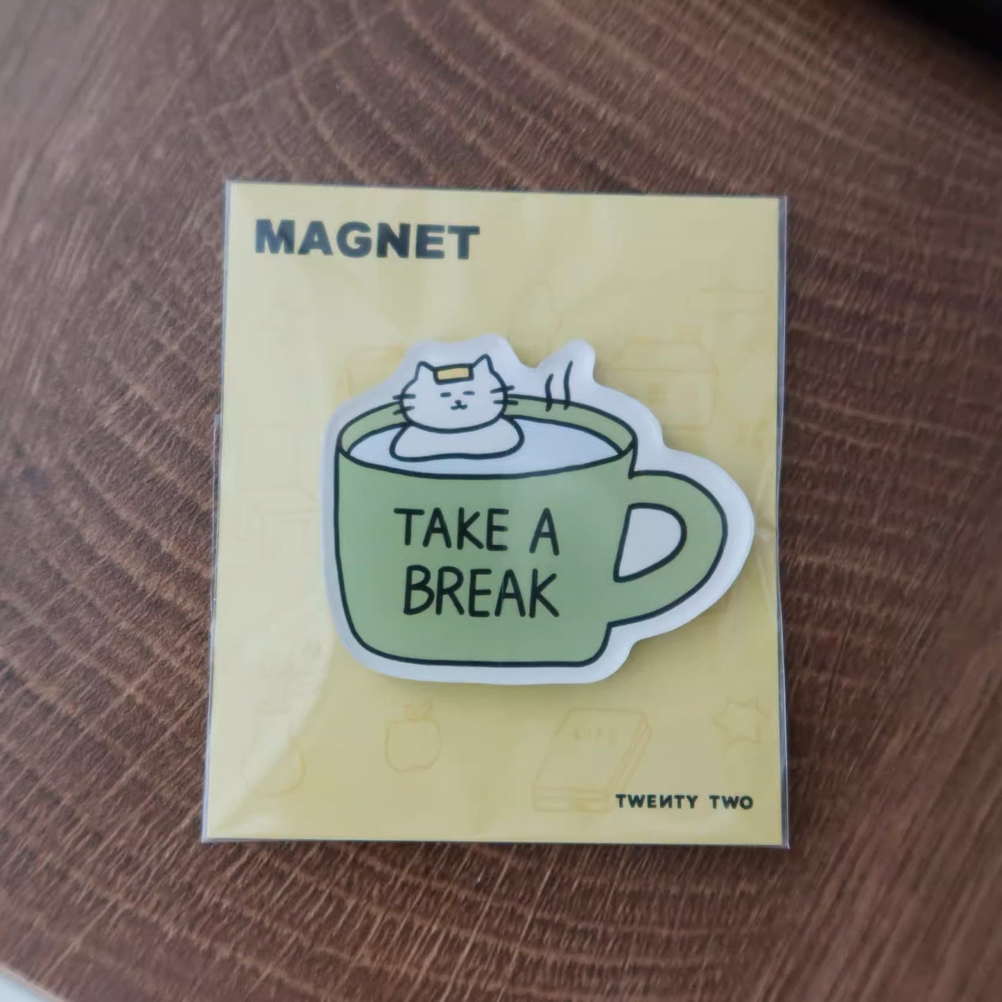 Twenty Two - Kitty Daily Life Magnet