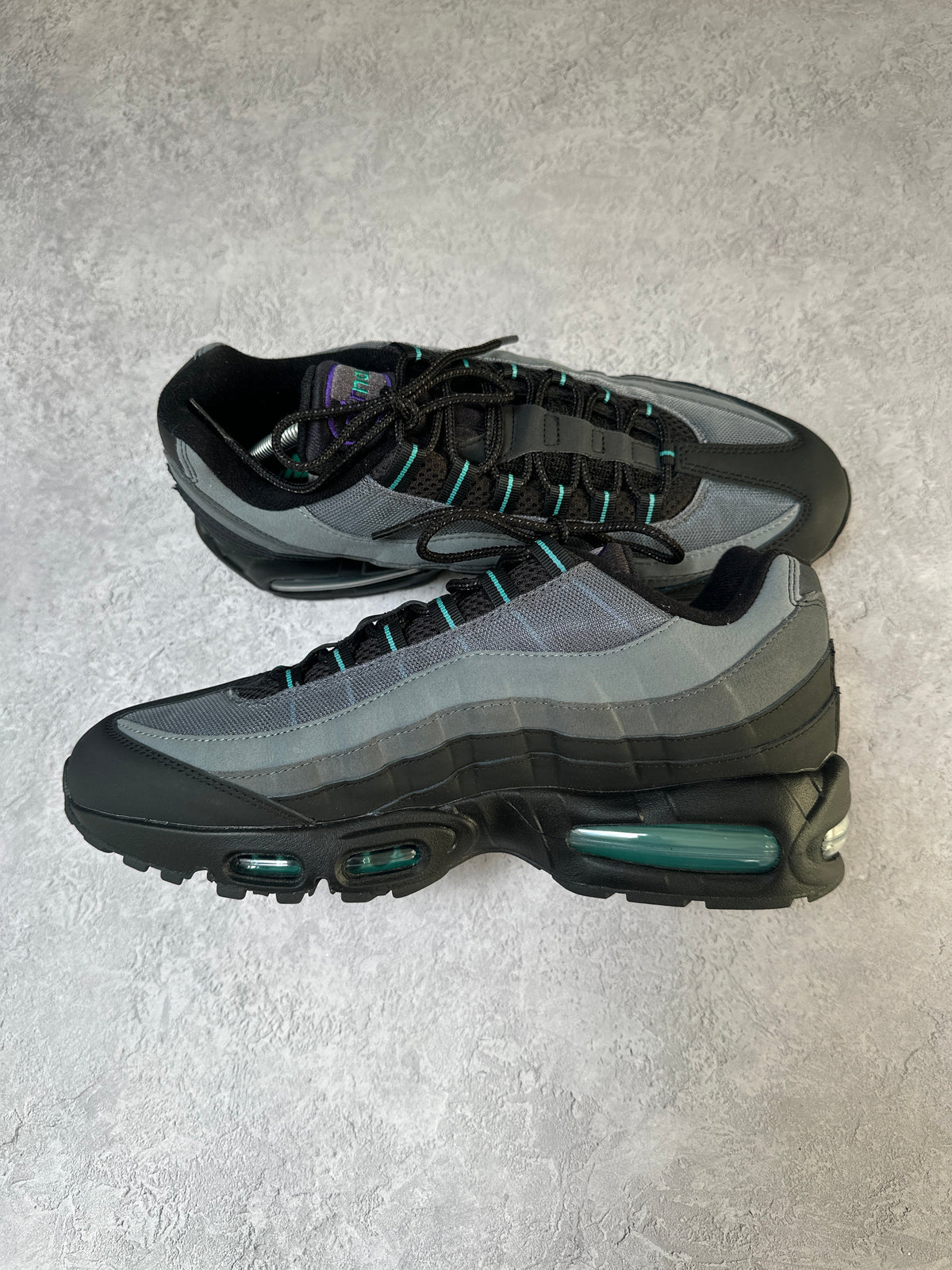 Nike Air Max 95 | Black Grapes | UK 10