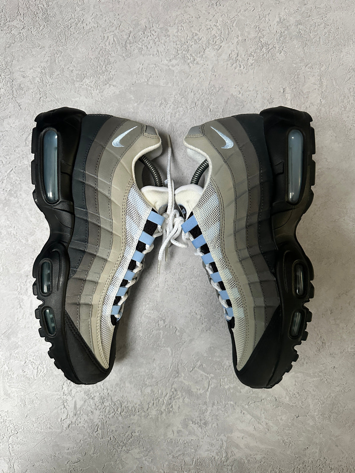 Nike Air Max 95 | Aluminum | UK 9.5