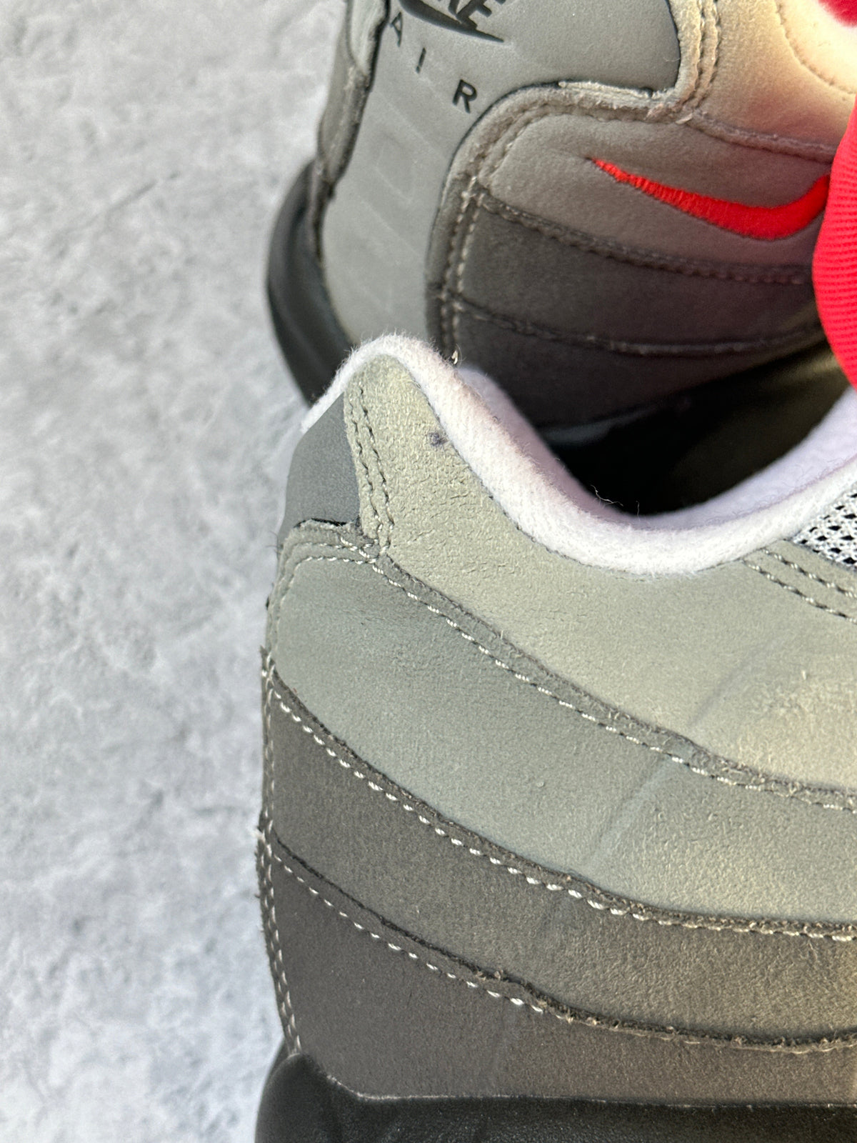 Nike Air Max 95 | Solar Red 2018 | UK 9.5