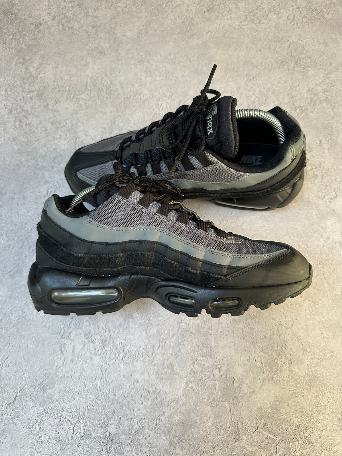 Nike Air Max 95 | Black / Smoke Grey | UK 8