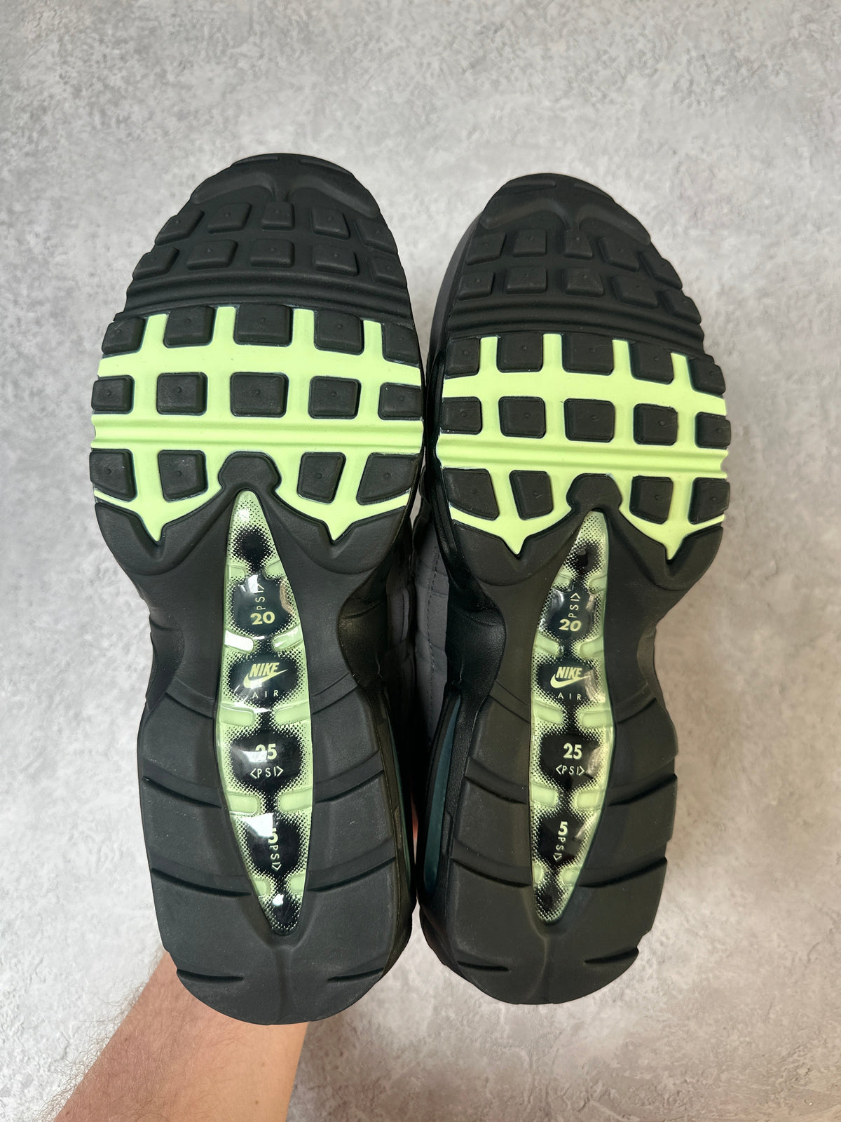Nike Air Max 95 | Fresh Mint | UK 9.5