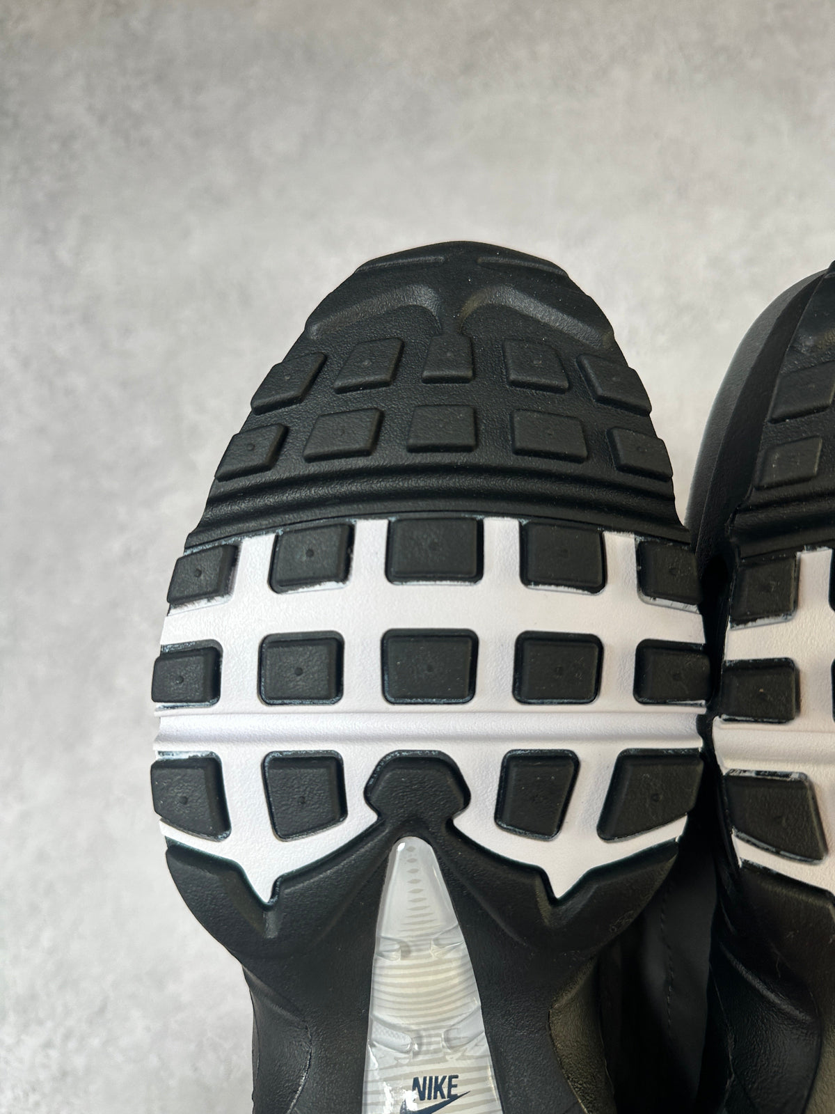 Nike Air Max 95 | Granite 2026 | UK 8