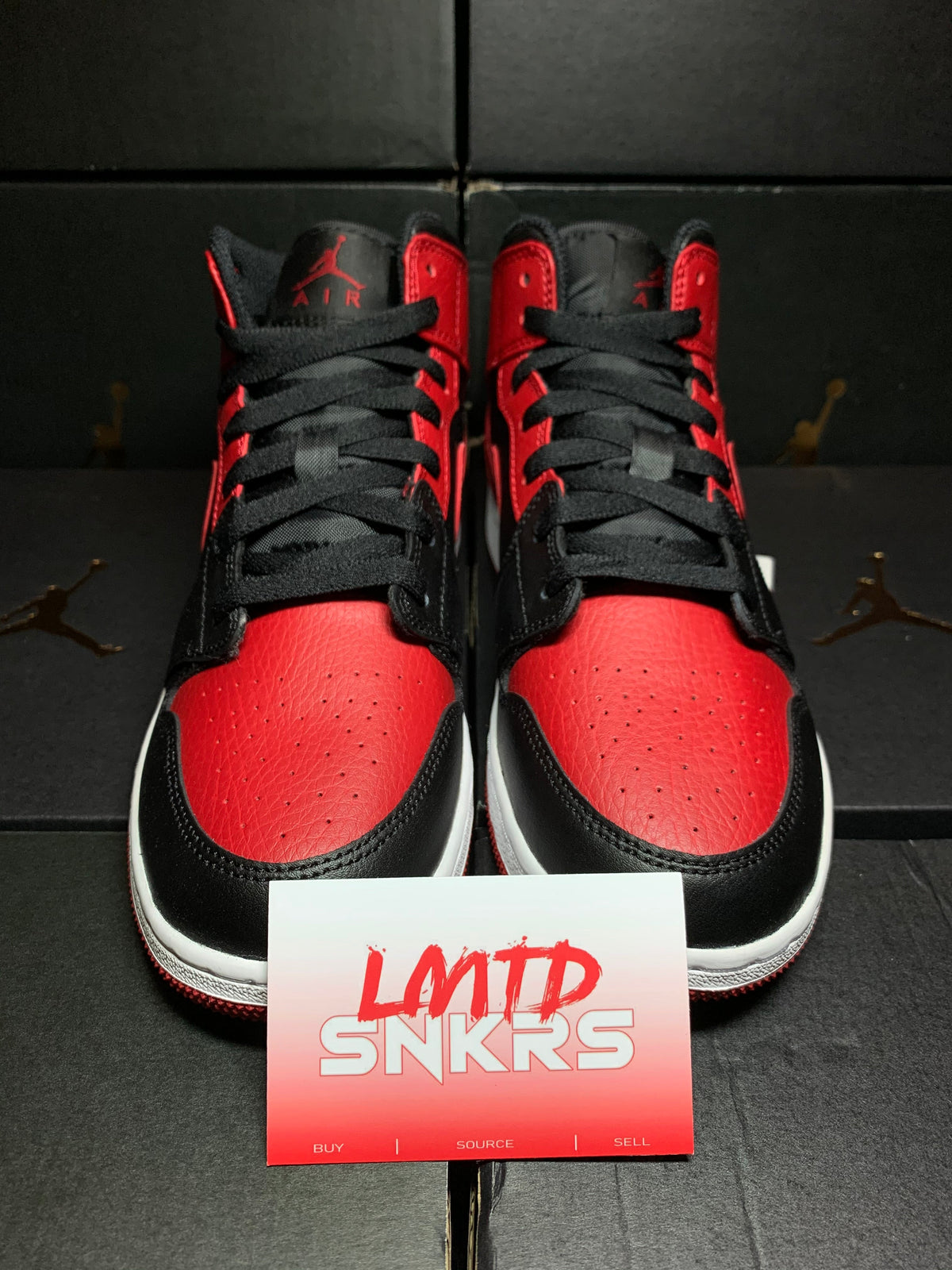 Jordan 1 Mid Banned 2020 Trainers