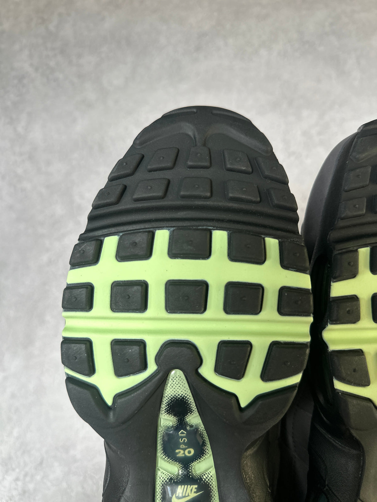 Nike Air Max 95 | Fresh Mint | UK 9.5