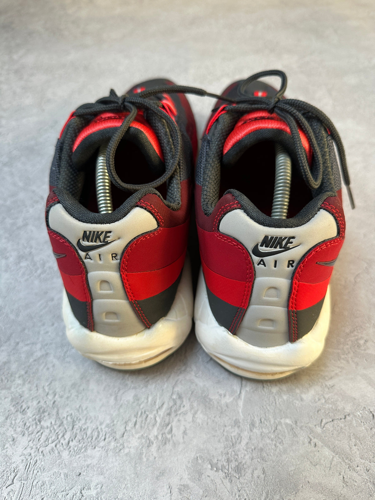 Nike Air Max 95 | Anthracite Red No Sew | UK 11