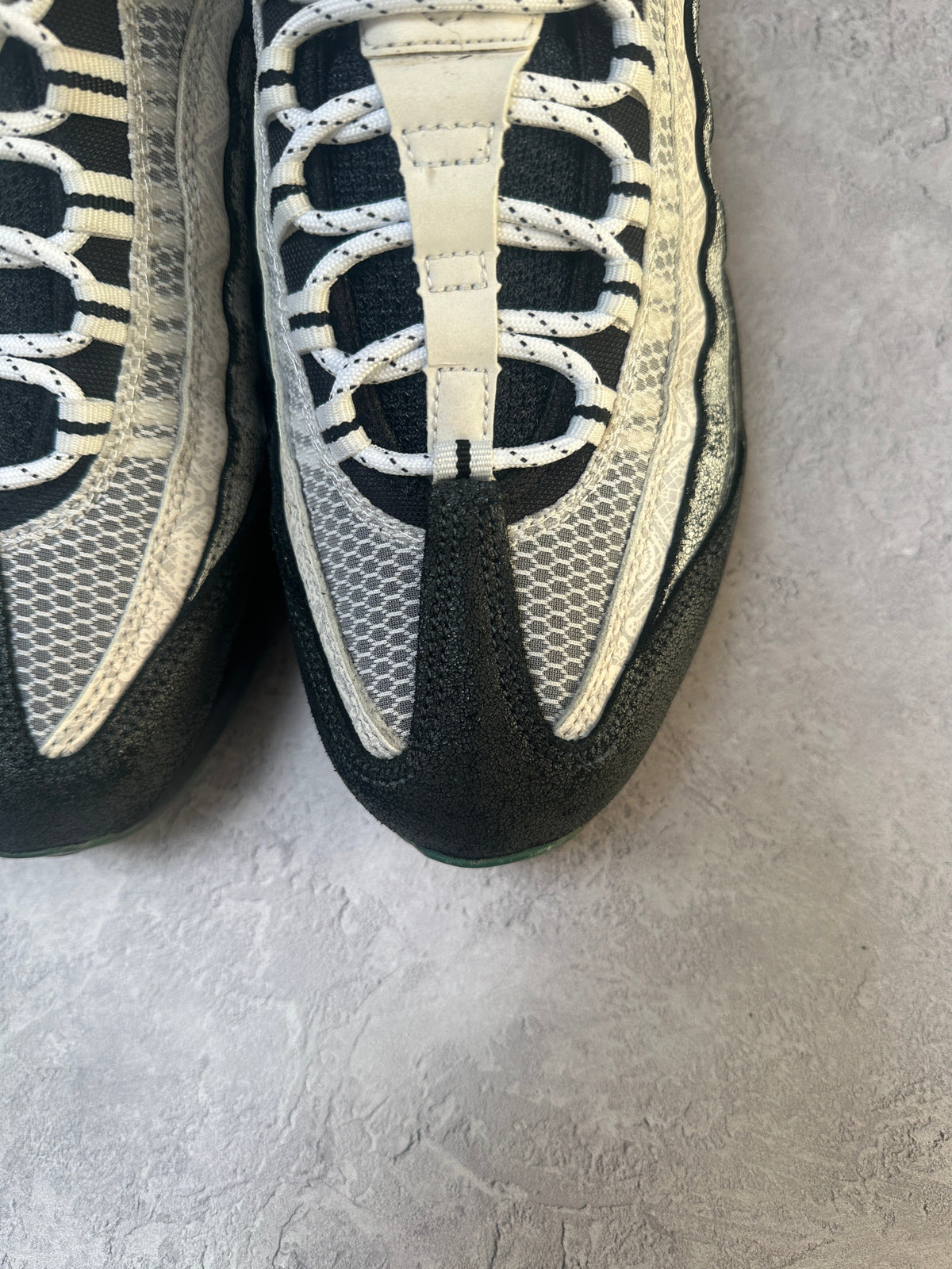 Nike Air Max 95 | Day of the Dead | UK 7
