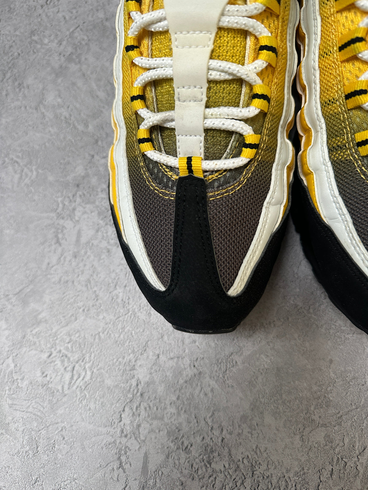 Nike Air Max 95 | Varsity Maize | UK 8.5