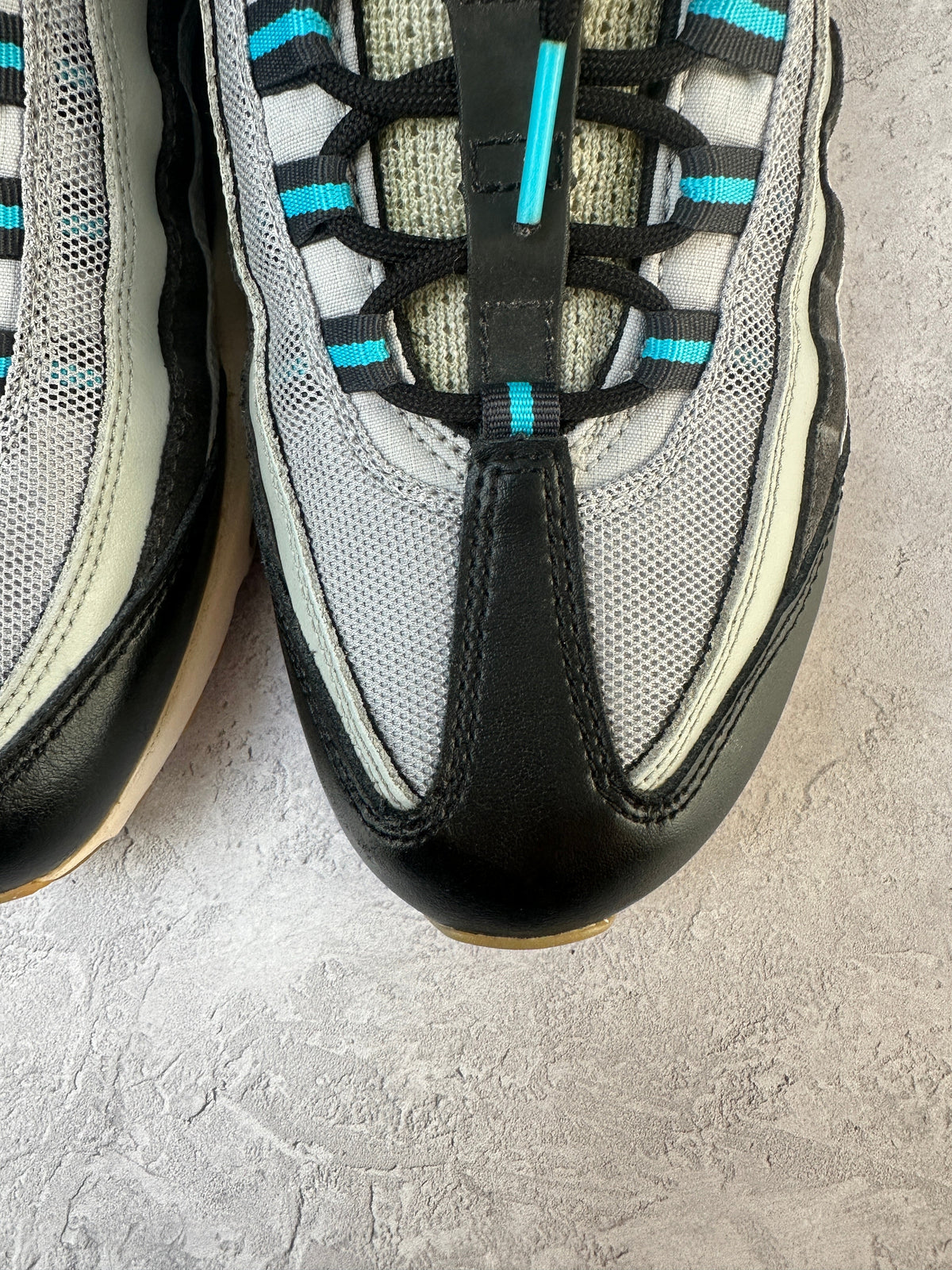 Nike Air Max 95 | Chlorine Blue | UK 9