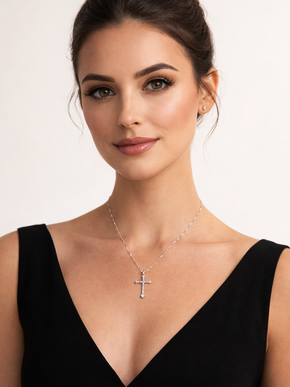 925 Sterling Silver Classic Cross Necklace