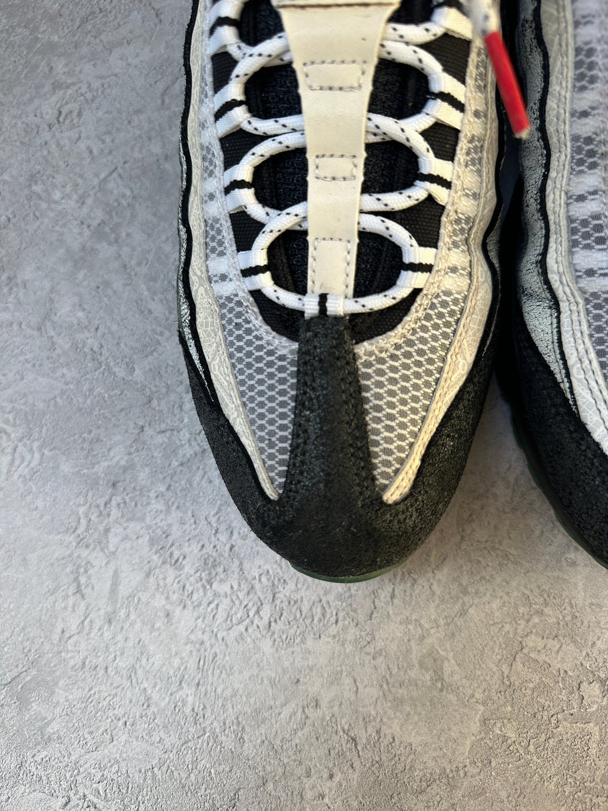 Nike Air Max 95 | Day of the Dead | UK 8