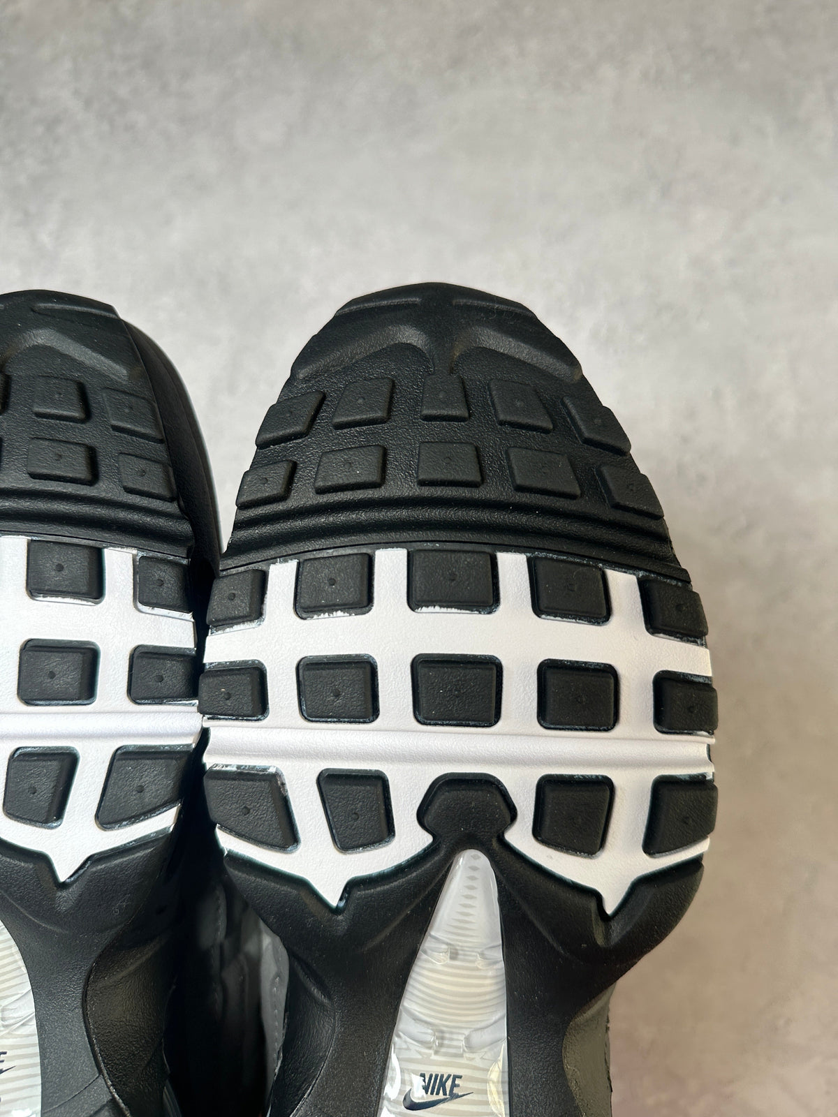 Nike Air Max 95 | Granite 2026 | UK 8