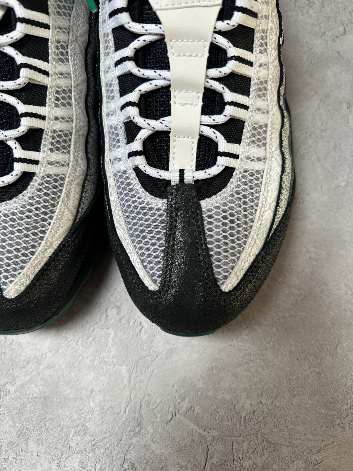 Nike Air Max 95 | Day of the Dead | UK 9