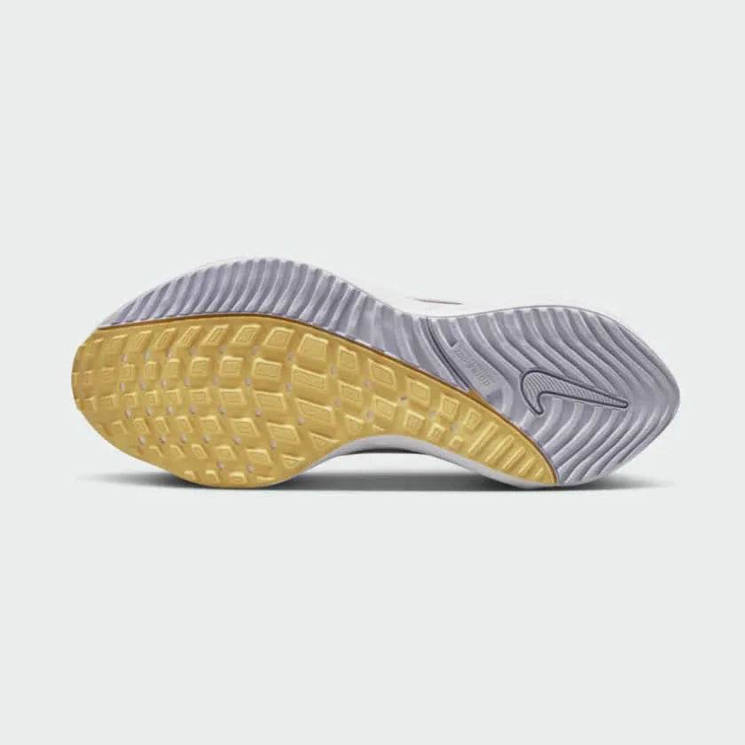 Nike Air Zoom Vomero 16 Women's Running Shoes DA7698 105