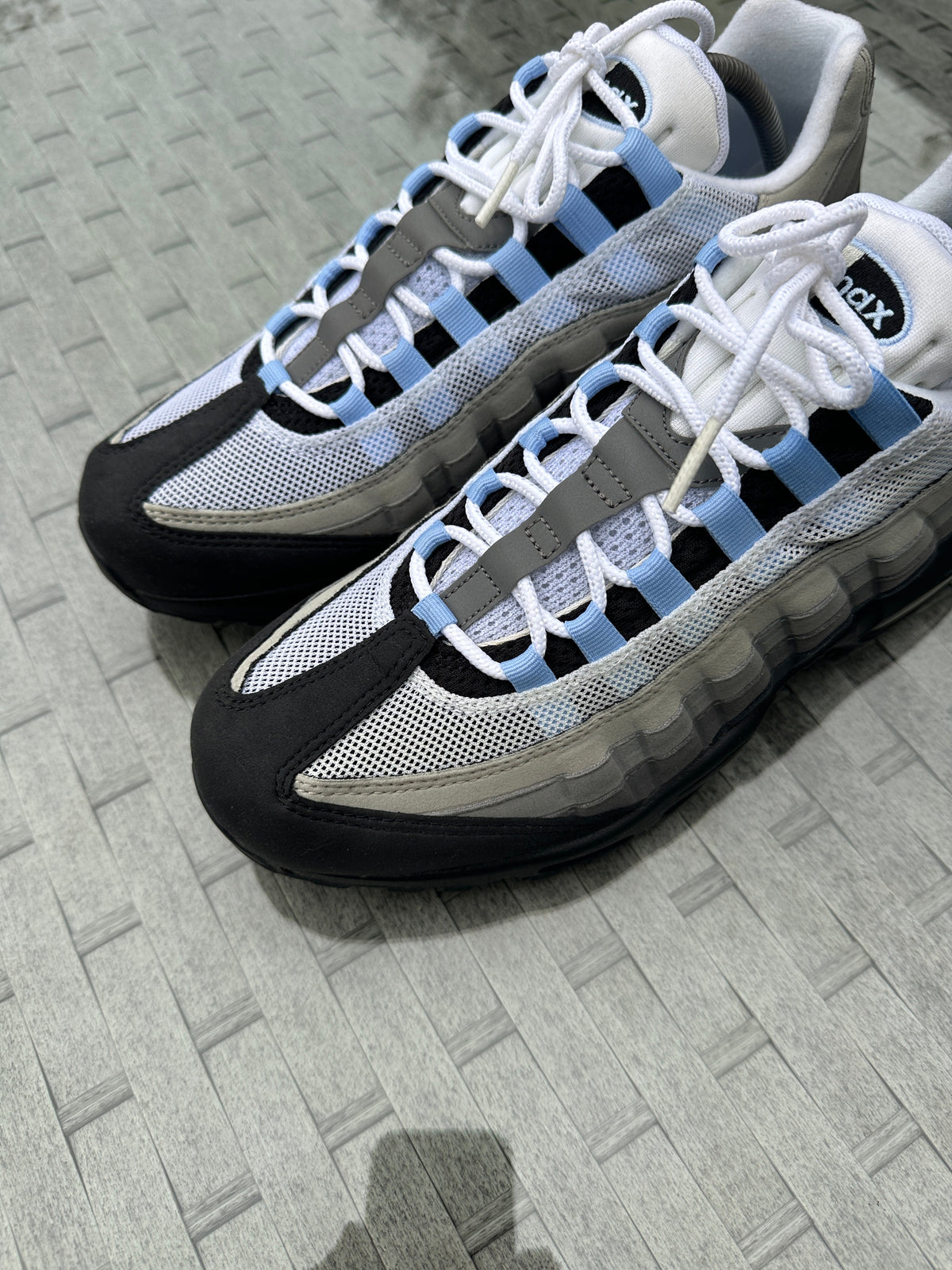 Nike Air Max 95 | Aluminum | UK 9.5